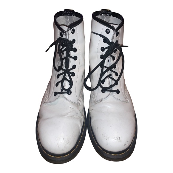 Dr. Martens | 1460 Boots - Picture 5 of 9